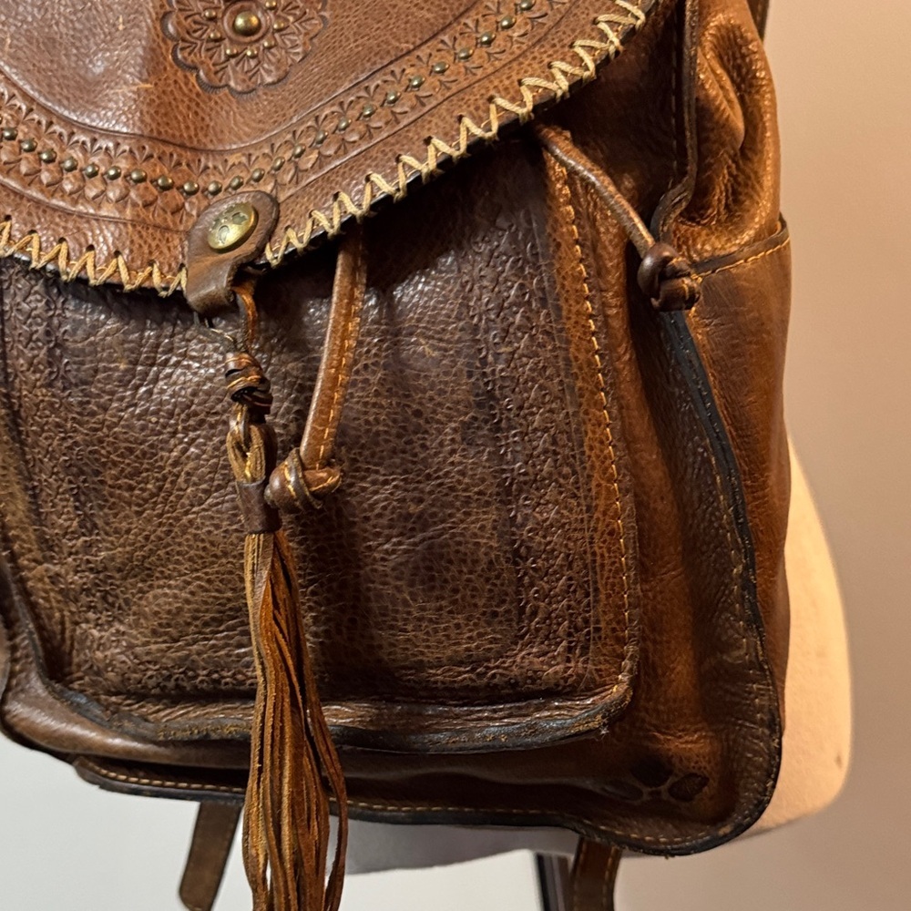 Patricia Nash Jovanna Tan Leather Rustic western Backpack with Tassel - Picture 4 of 16